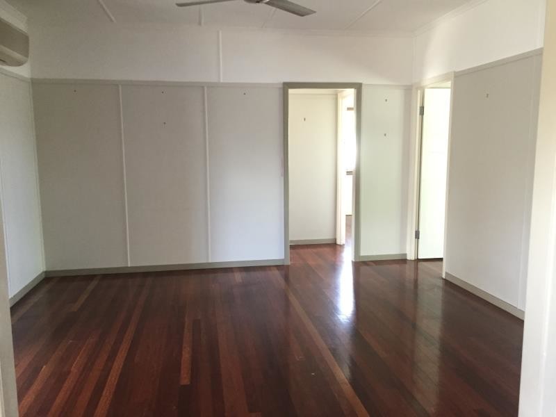 204 Earl Street, Berserker QLD 4701